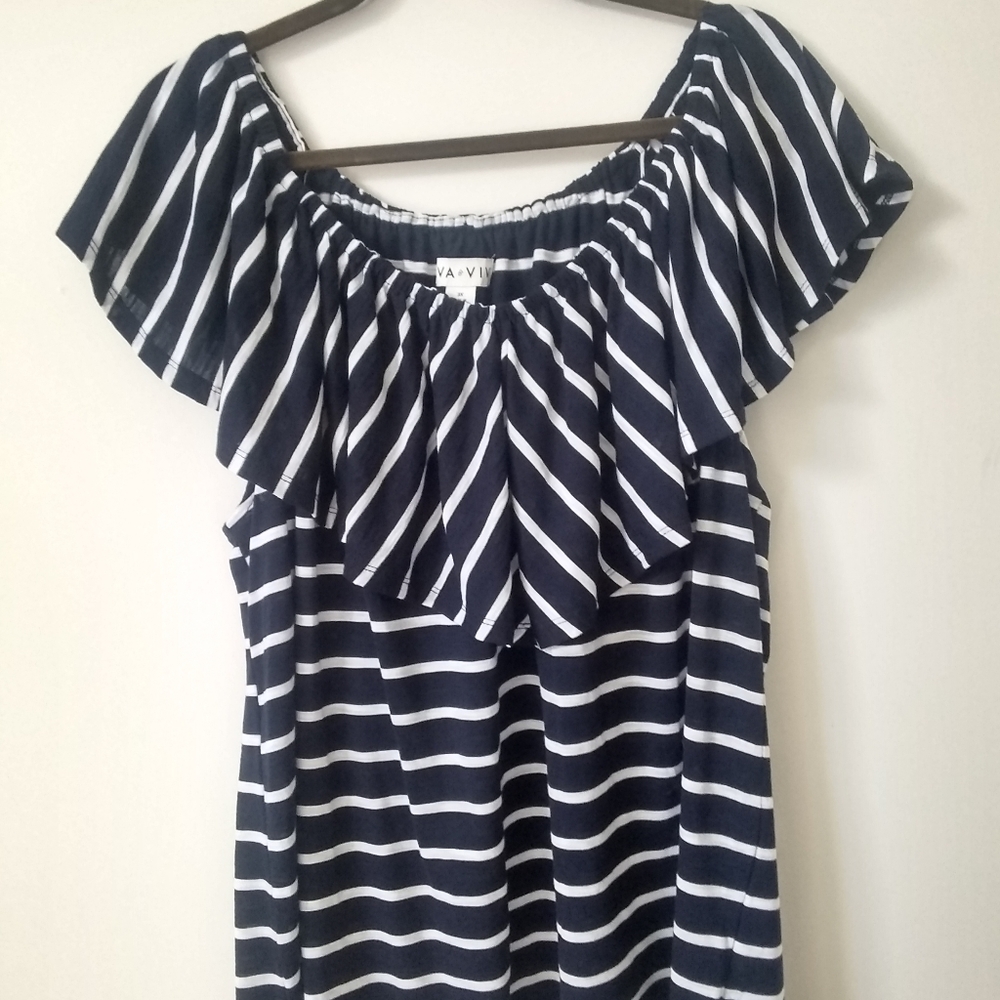 Blue/white striped ruffled collar Ava & Viv blouse